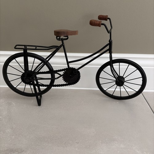 Vintage style metal - style, bicycle