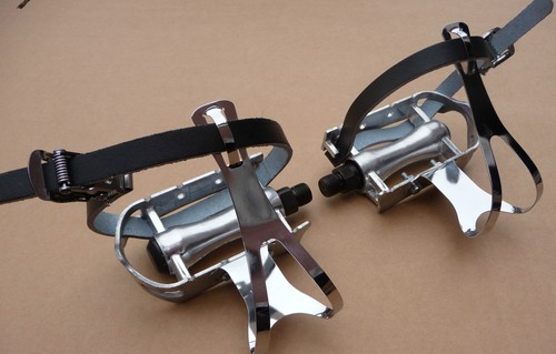Retro pedals steel toe clips - pedals,